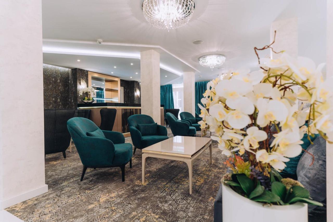 Hotel Perla Băile Unu Mai Exteriér fotografie